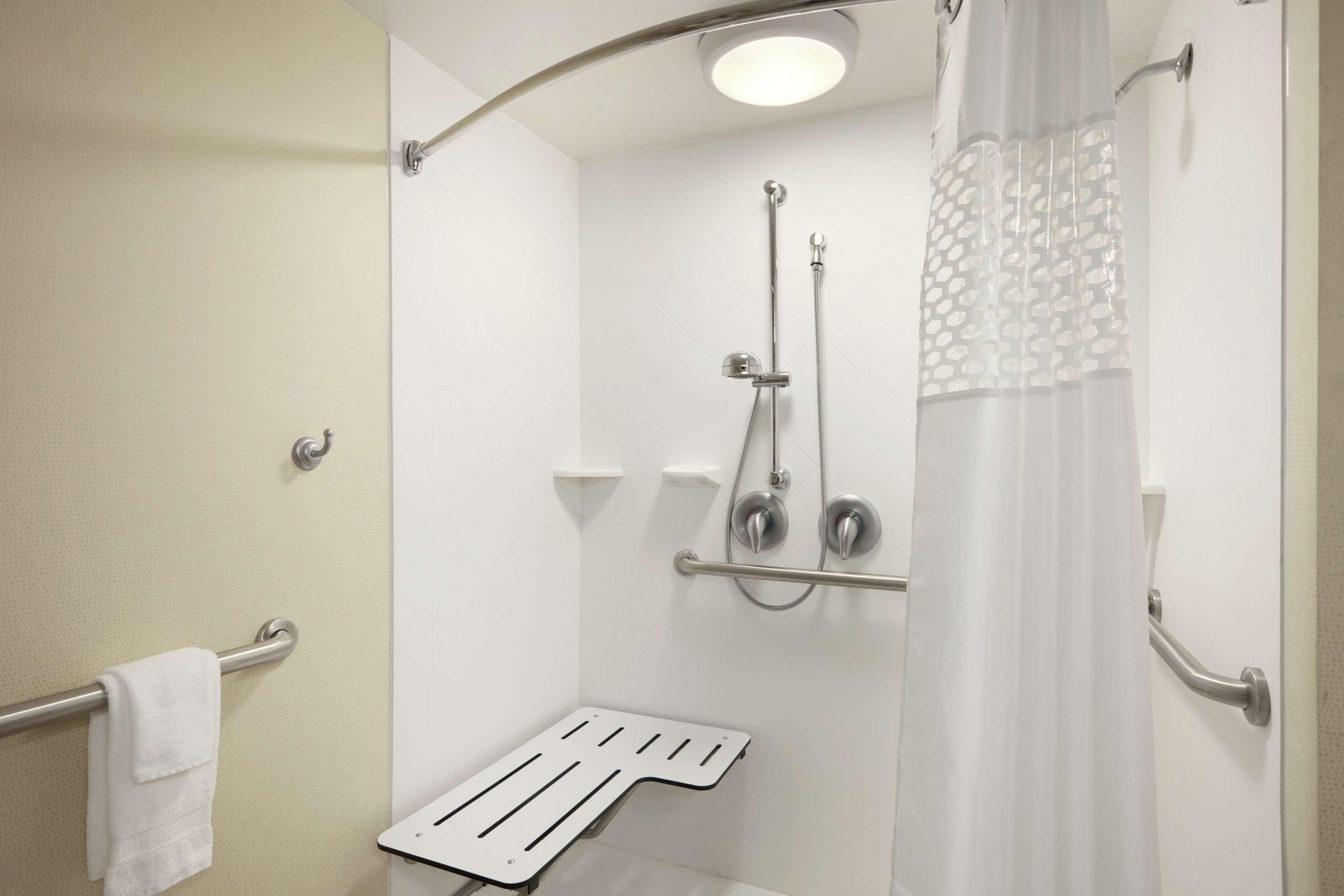 Hampton Inn - York Bagian luar foto