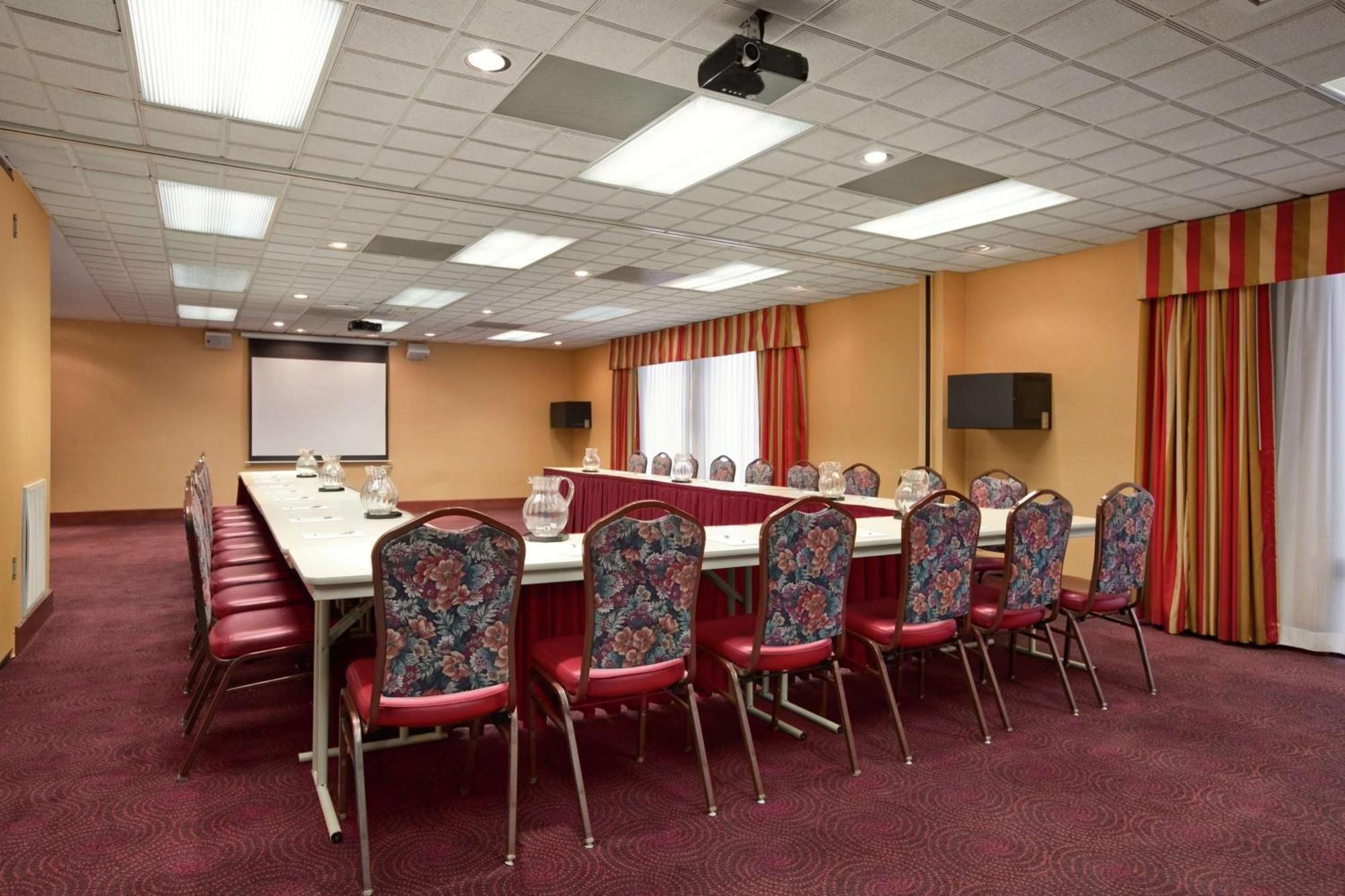 Hampton Inn - York Bagian luar foto